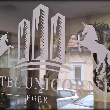 Unicornis Отель Эгер