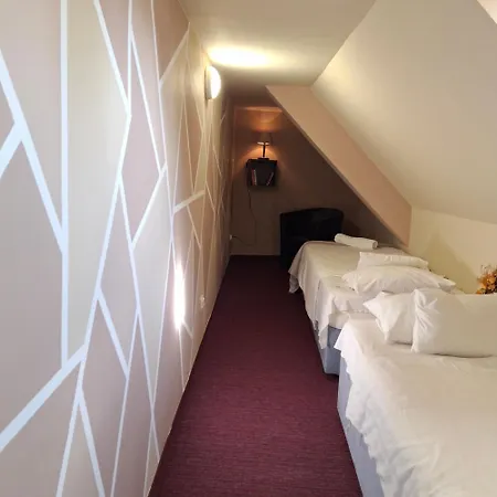 Hotel Unicornis