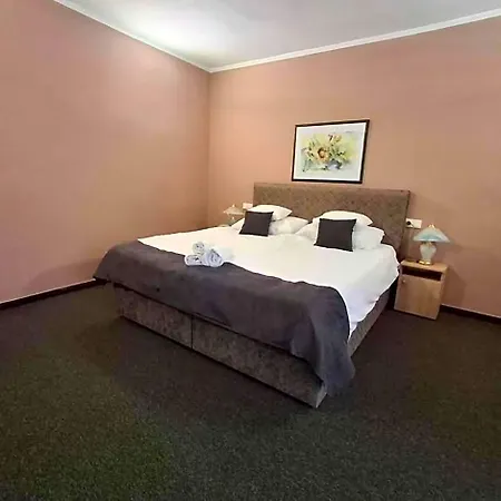 Unicornis Hotel