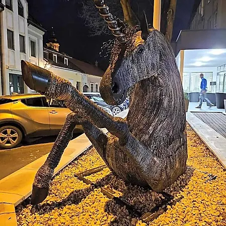 Unicornis Eger